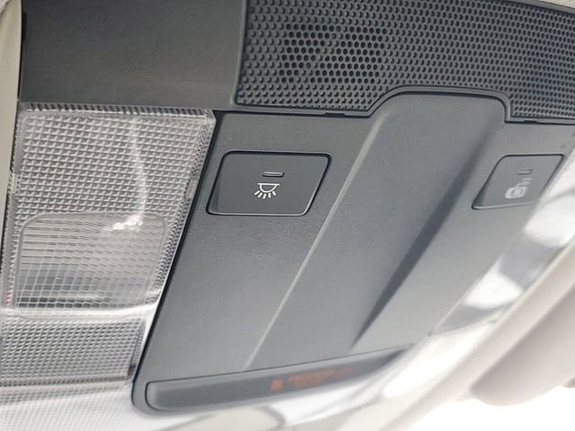 Certified 2025 Kia Sorento S image 29