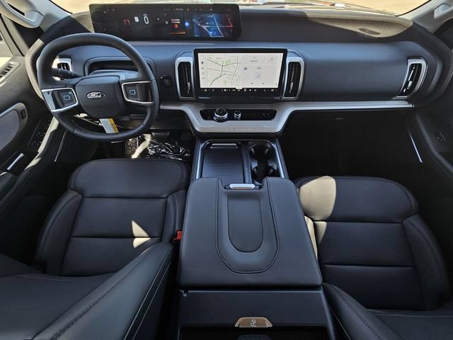 New 2026 Ford Expedition Active RWD image 17
