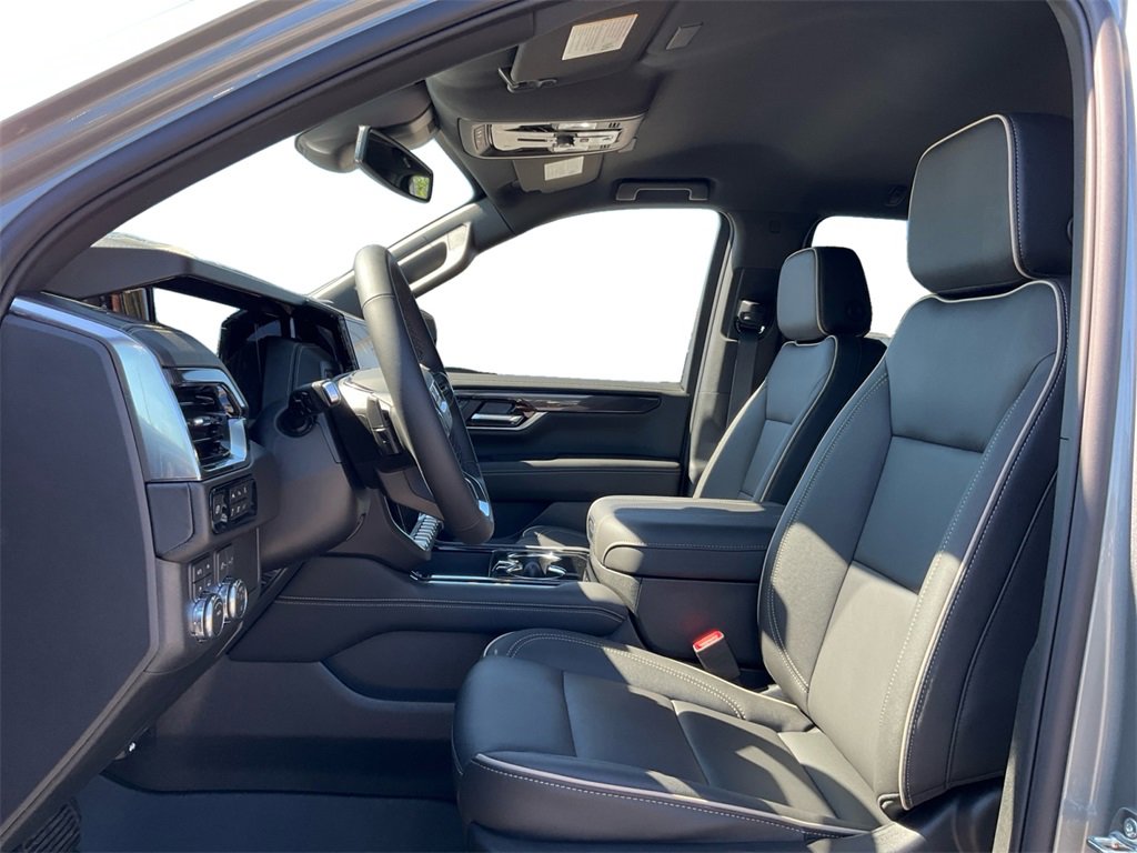 New 2026 GMC Yukon XL Elevation image 24