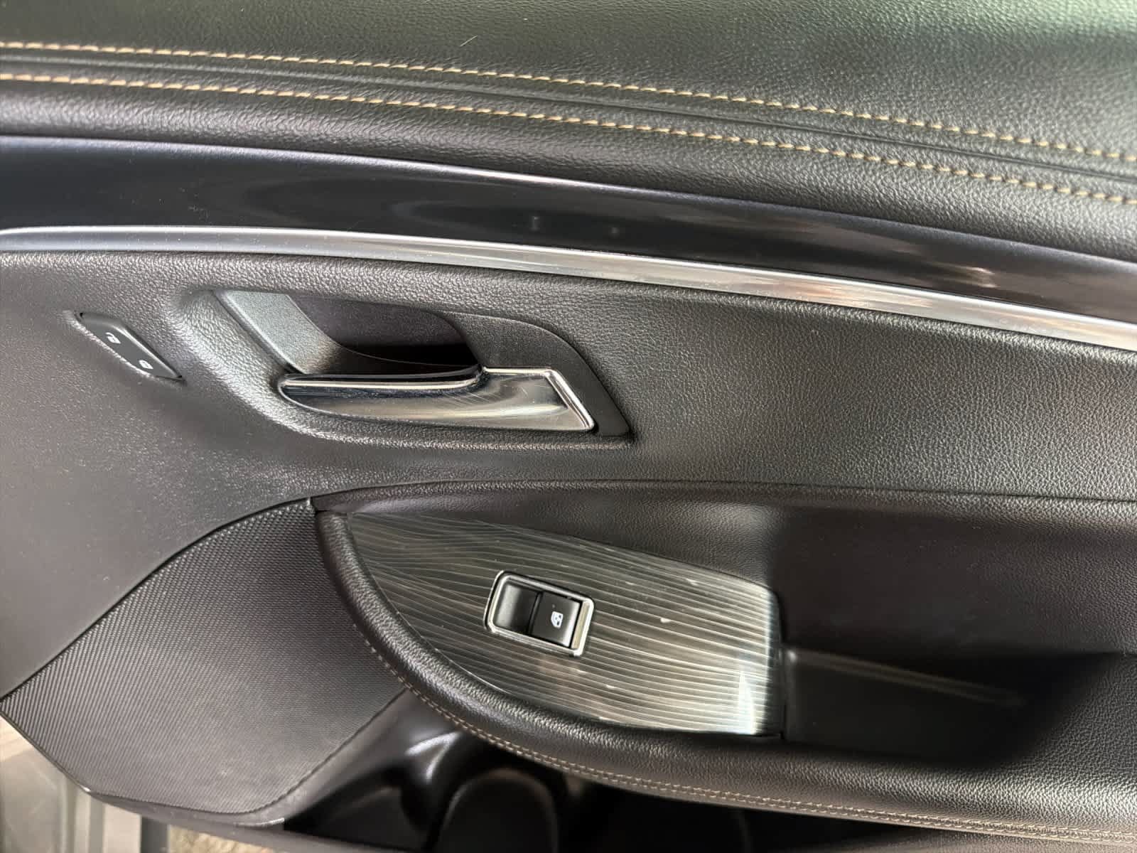 Used 2019 Chevrolet Impala LT FWD image 17