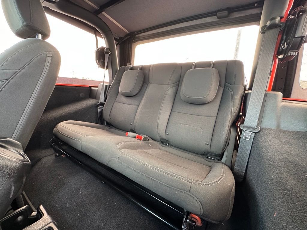 Used 2019 Jeep Wrangler Sport AWD/4WD image 35
