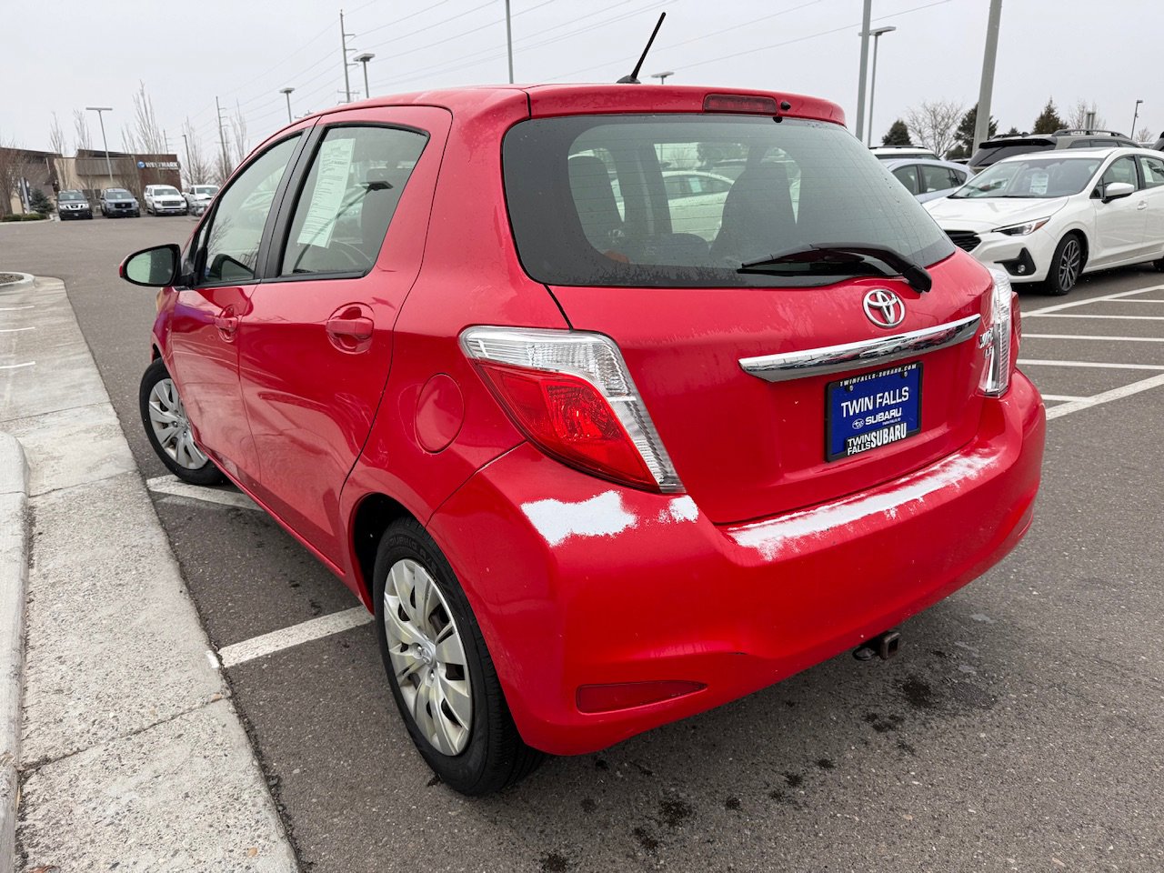 Used 2013 Toyota Yaris LE image 6