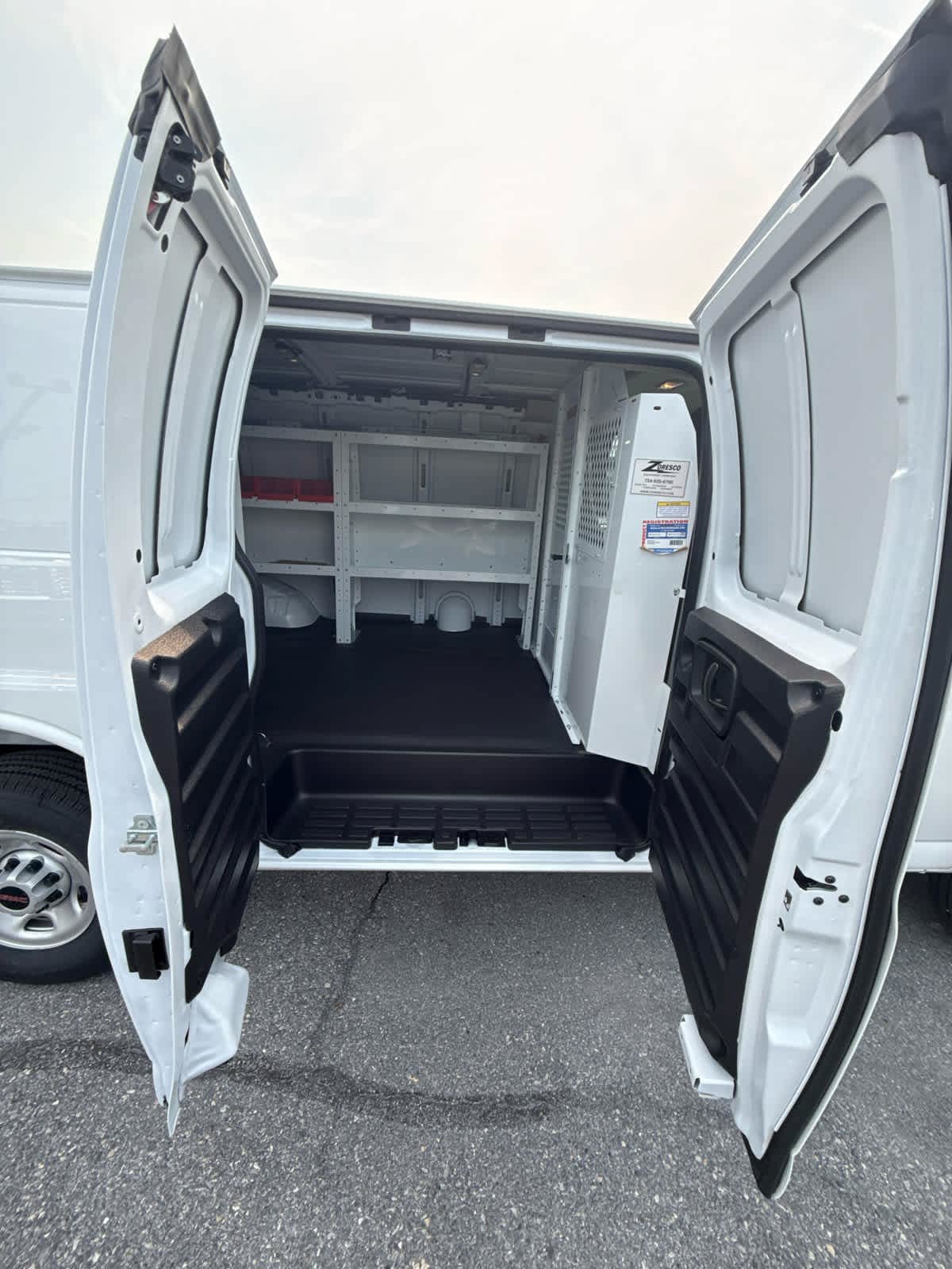 New 2026 GMC Savana 2500 w/ Driver Convenience Package RWD image 36