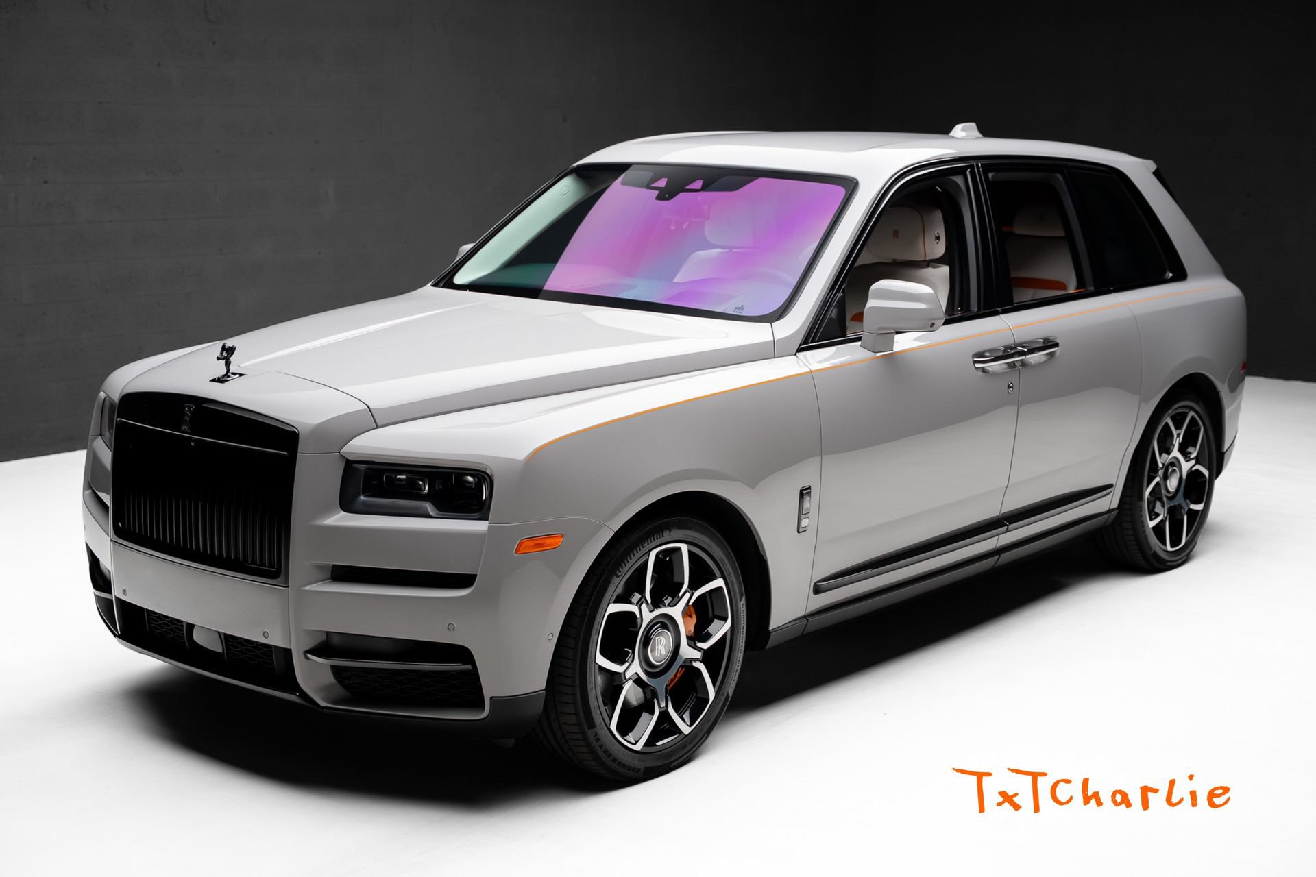 Used 2024 Rolls-Royce Cullinan Black Badge w/ Driver's Package AWD/4WD image 1