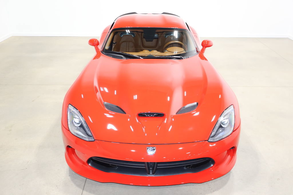 Used 2013 SRT Viper GTS w/ GTS Laguna Interior Pkg image 10