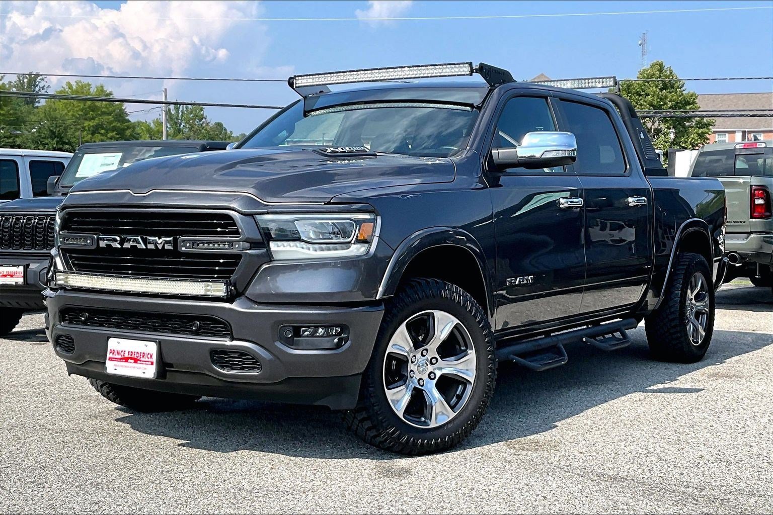 Used 2021 RAM 1500 Laramie w/ Sport Appearance Package AWD/4WD image 3