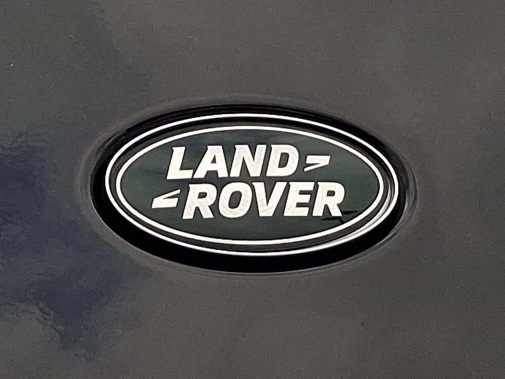 Used 2026 Land Rover Discovery S AWD/4WD image 30