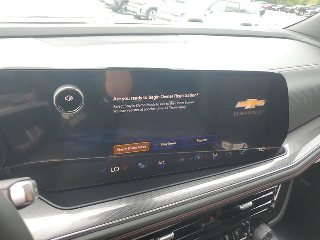 New 2026 Chevrolet Suburban RST w/ RST Capability Package AWD/4WD image 25