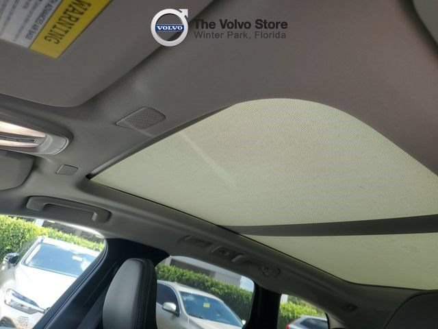 New 2026 Volvo XC60 B5 Ultra w/ Protection Package Premier AWD/4WD image 17