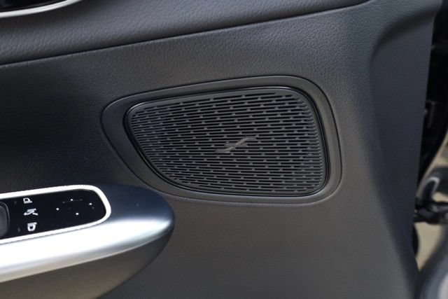 Certified 2026 Mercedes-Benz GLC 300 image 28