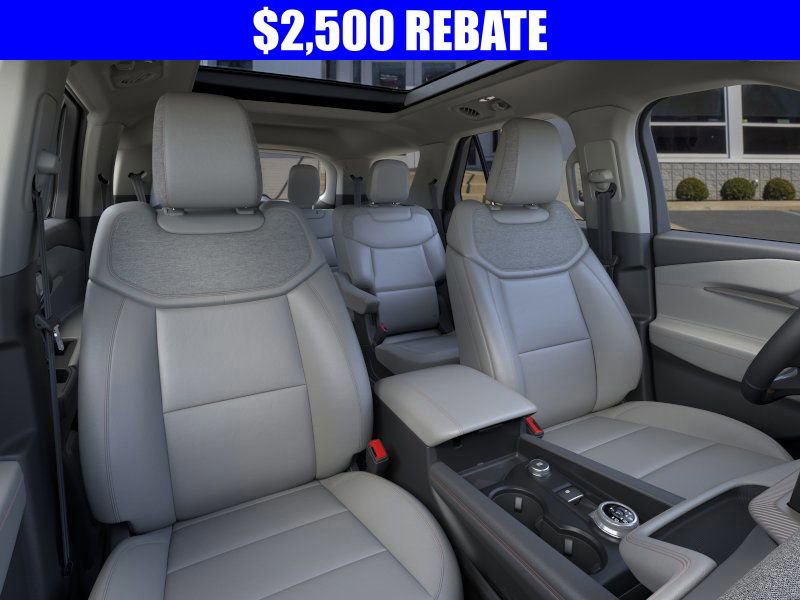 New 2026 Ford Explorer Active w/ Active Comfort Package image 10
