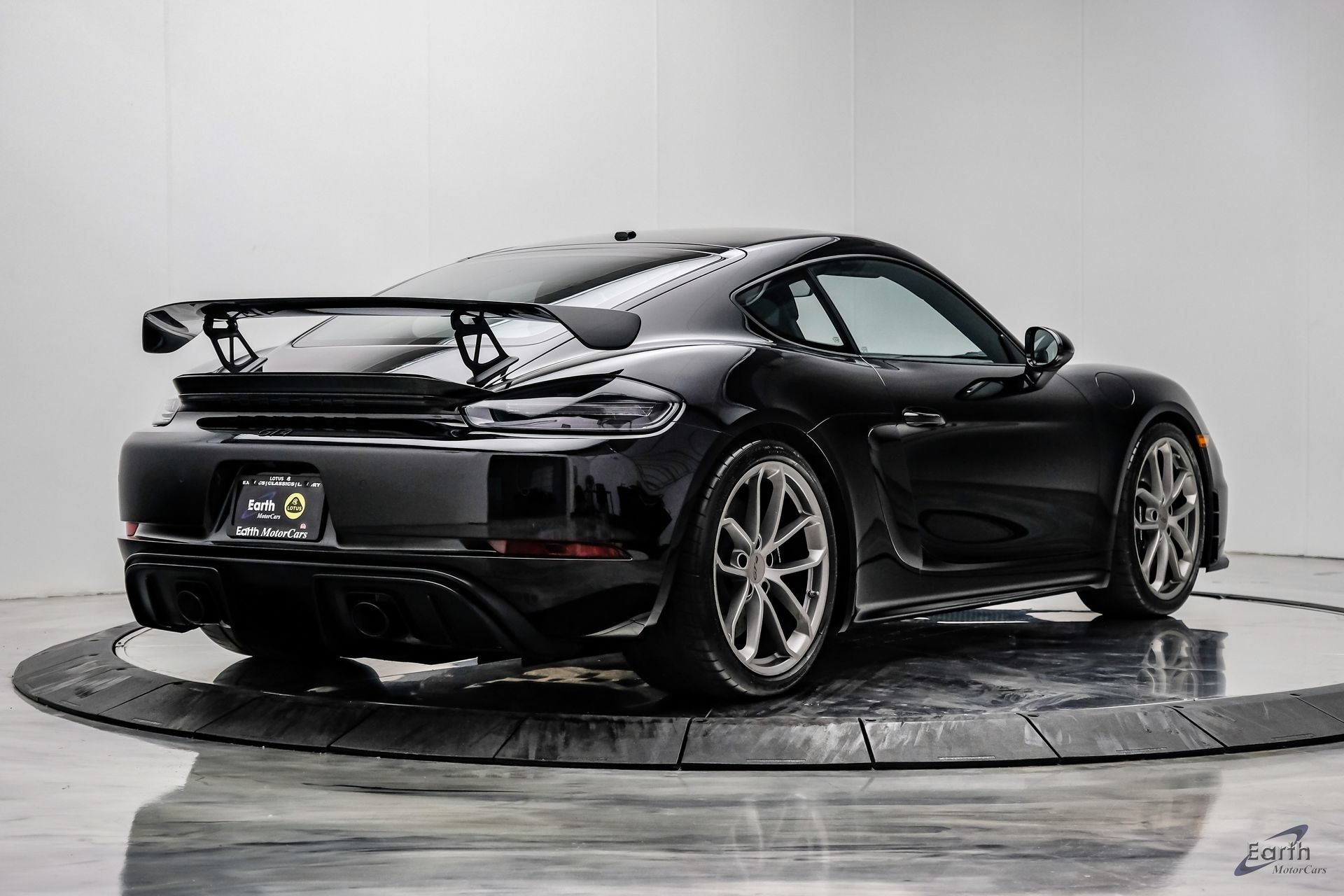 Used 2023 Porsche 718 Cayman GT4 RWD image 20