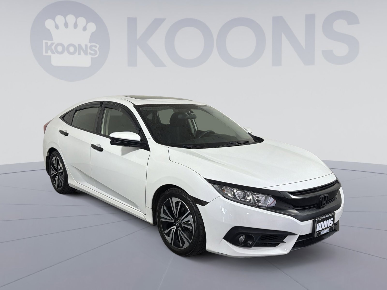 Used 2018 Honda Civic EX-T image 10