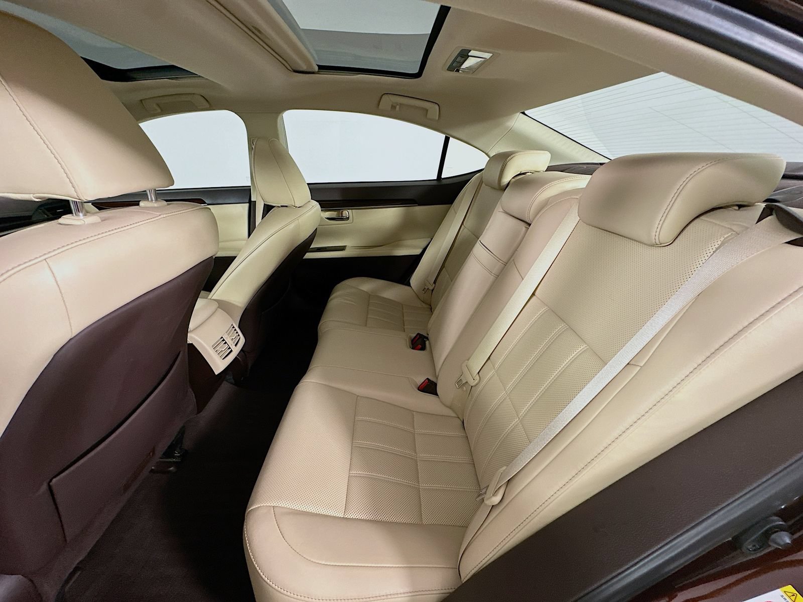 Used 2018 Lexus ES 350 w/ Luxury Package w/Wood Trim FWD image 37
