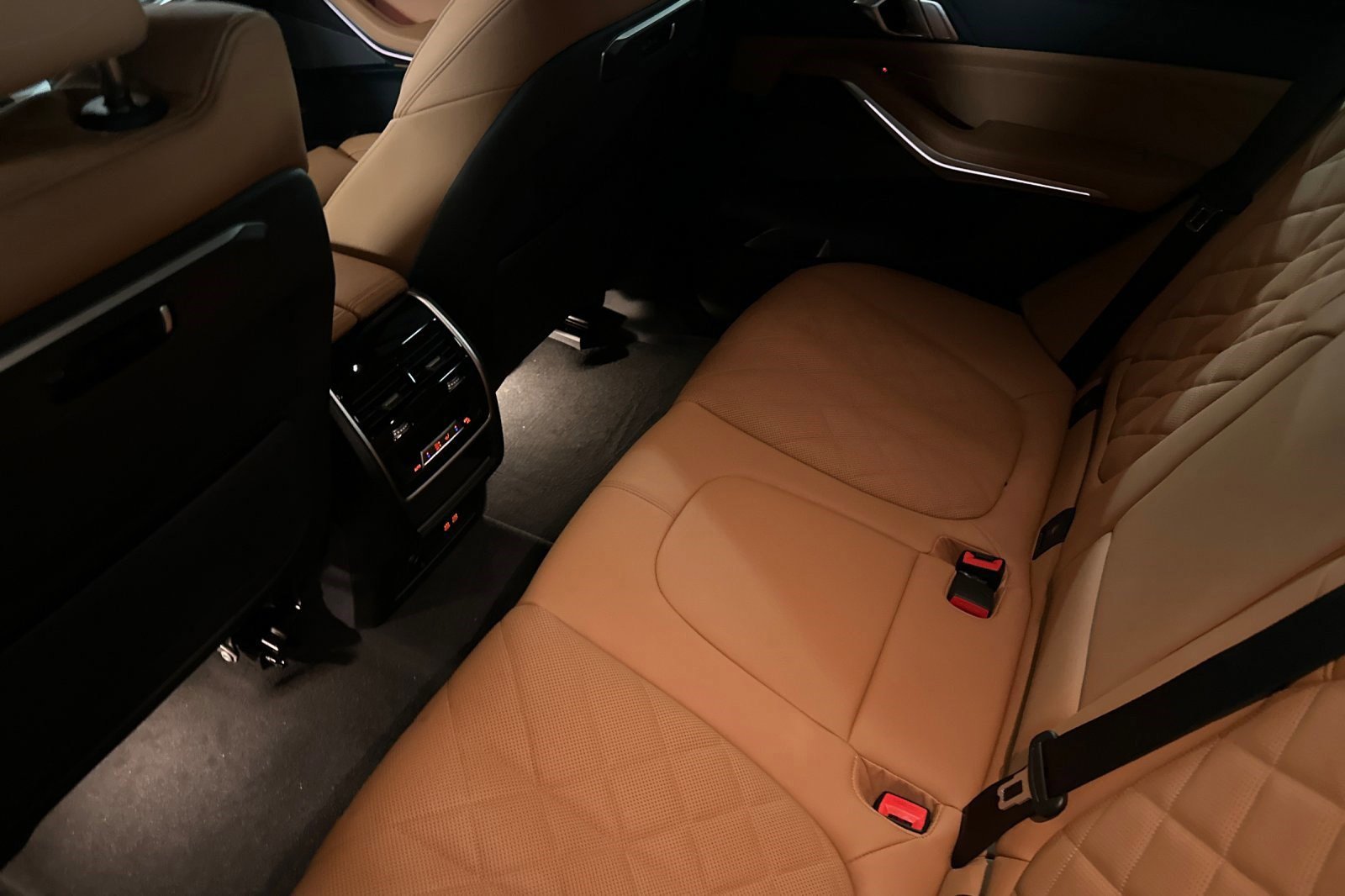 Used 2026 BMW X5 sDrive40i w/ Premium Package RWD image 21