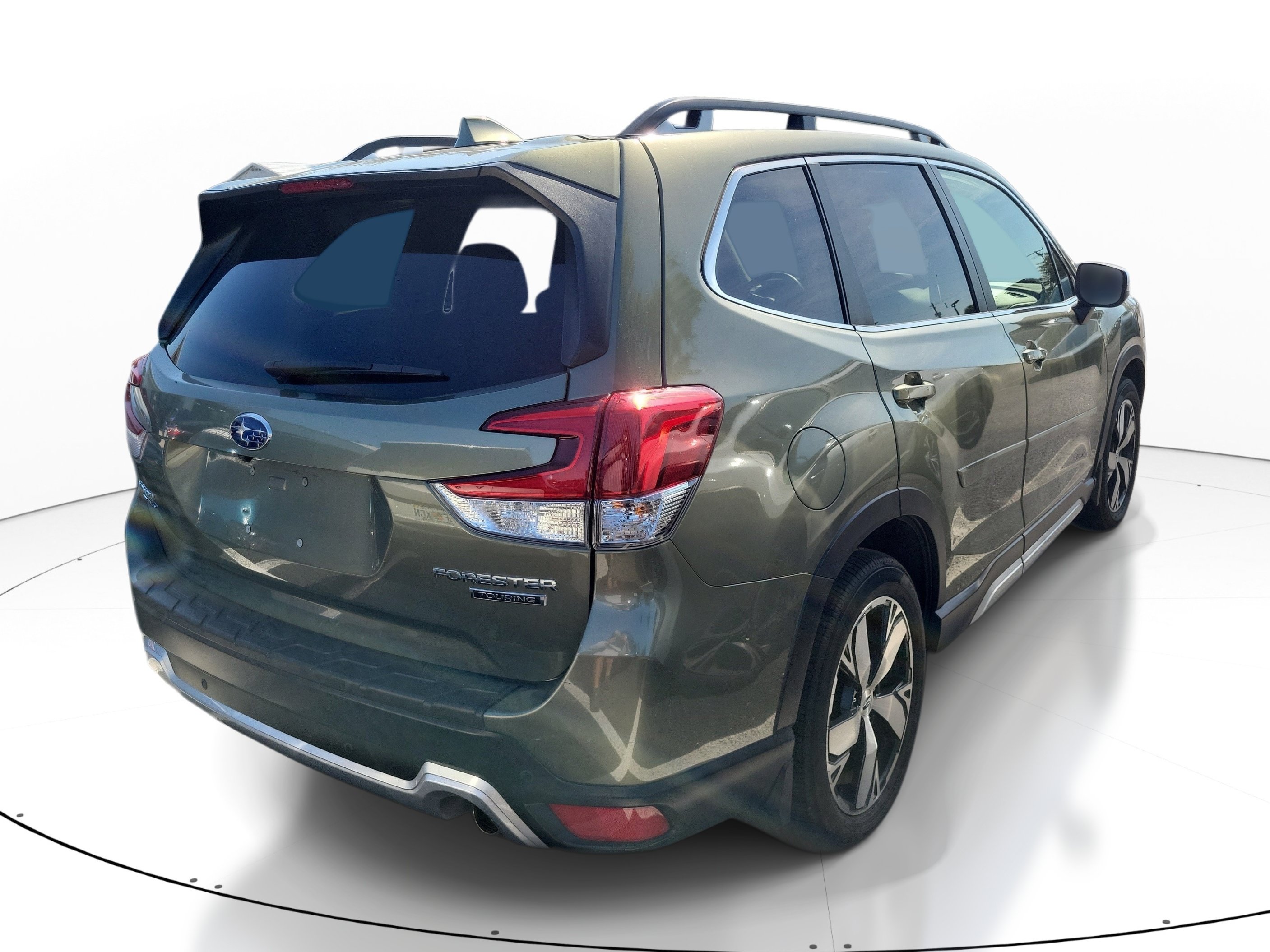 Used 2020 Subaru Forester Touring AWD/4WD image 5