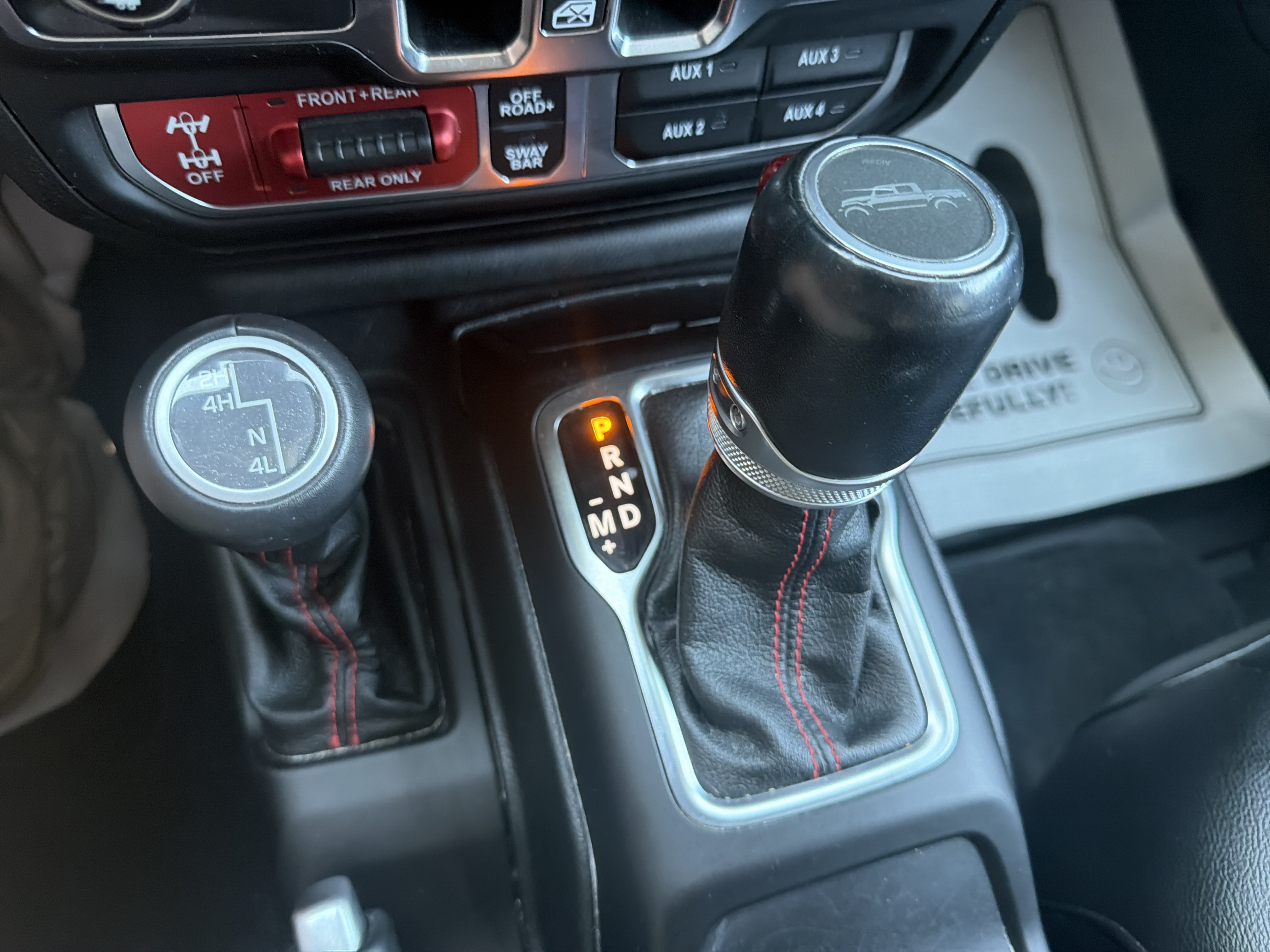 Used 2020 Jeep Gladiator Rubicon w/ Advanced Safety Group AWD/4WD image 23