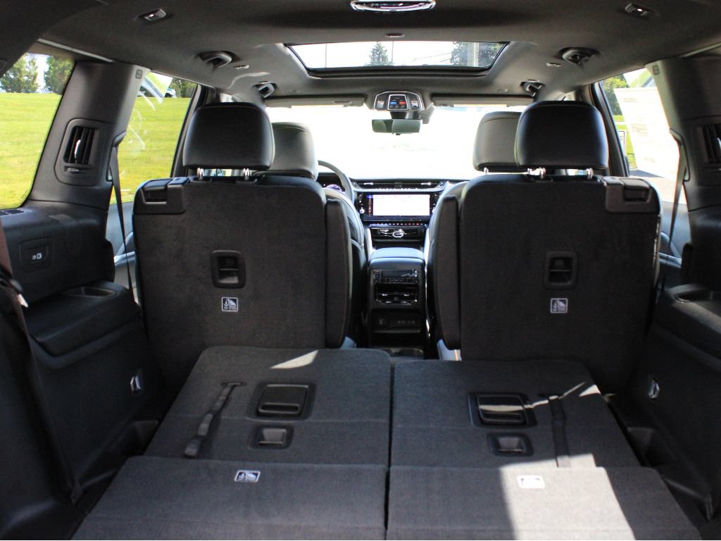 New 2026 Jeep Grand Cherokee L Limited AWD/4WD image 36