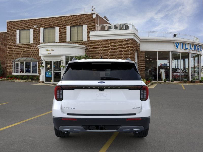 New 2026 Ford Explorer Active AWD/4WD image 5