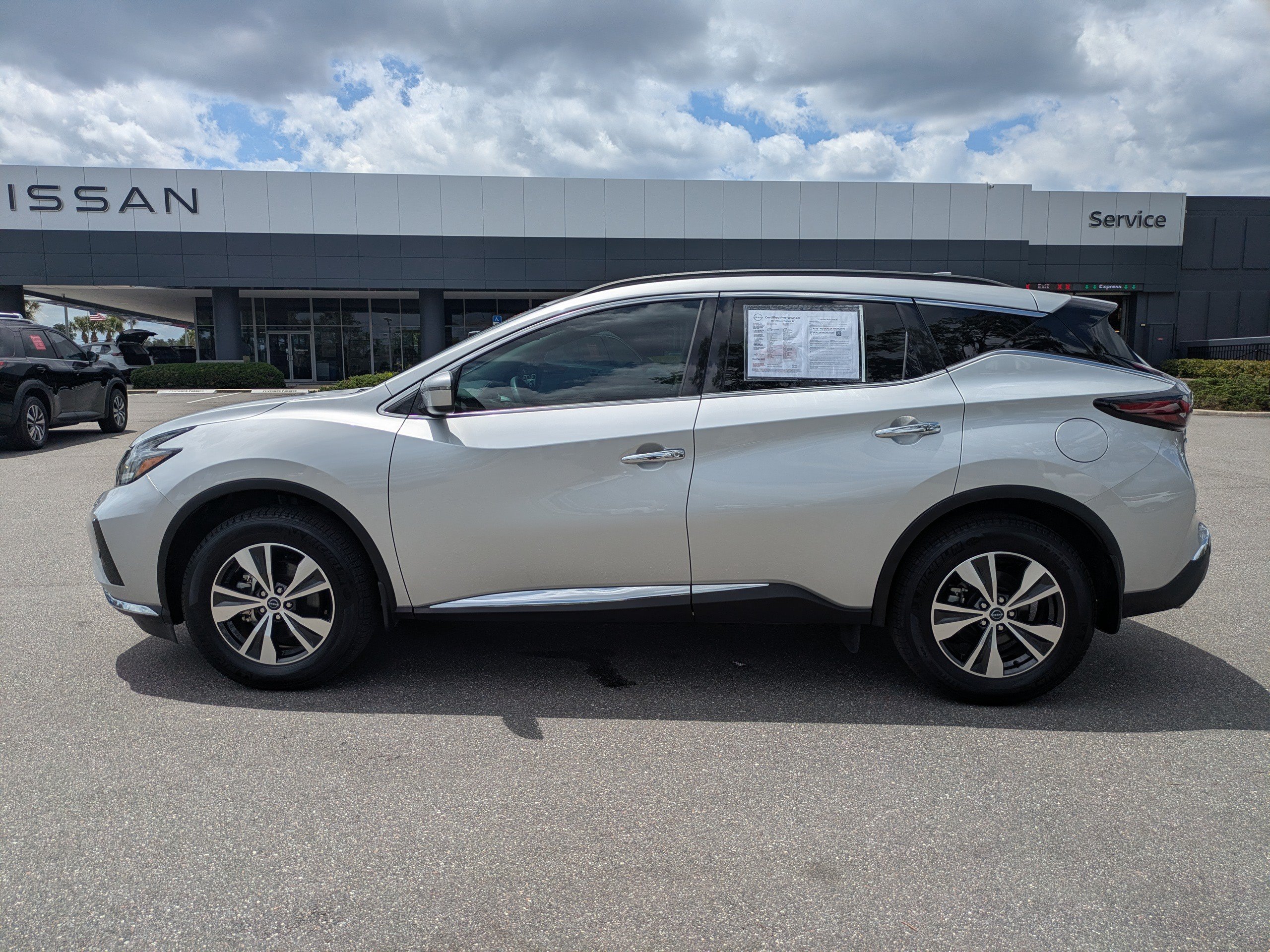 Certified 2024 Nissan Murano SV FWD image 7