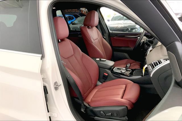 Used 2024 BMW X3 sDrive30i w/ Premium Package image 7