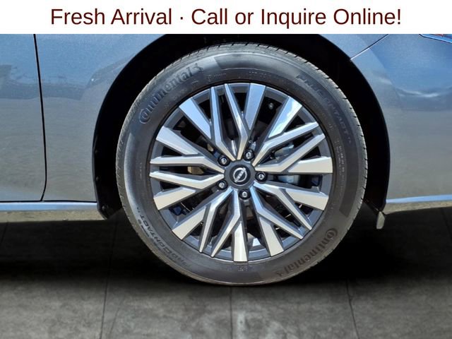Used 2024 Nissan Altima 2.5 SV image 9
