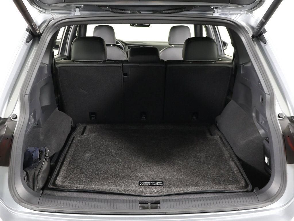 Used 2024 Volkswagen Tiguan SE R-Line AWD/4WD image 20