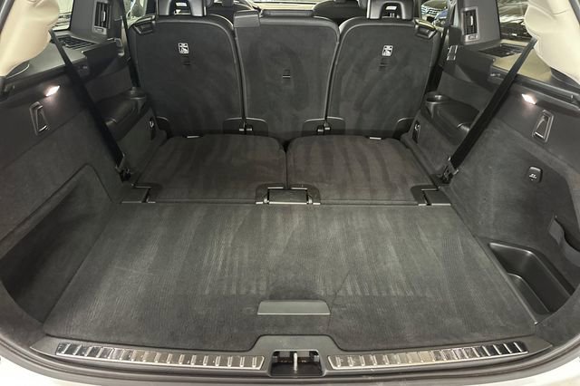 Used 2024 Volvo XC90 T8 Plus w/ Protection Package Premier image 18