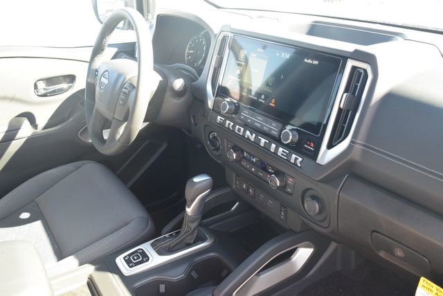 New 2026 Nissan Frontier SV w/ SV Convenience Package AWD/4WD image 17