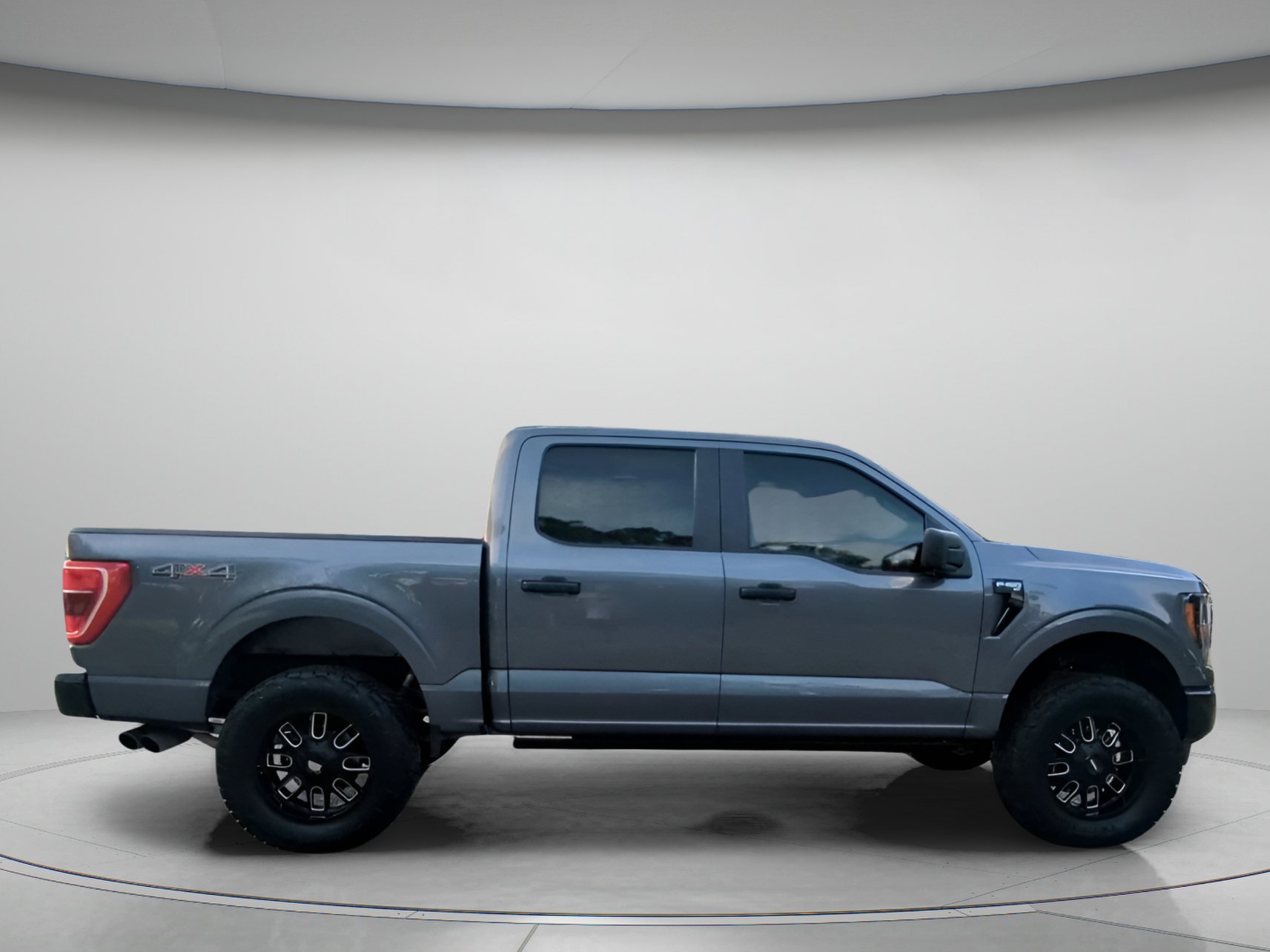 Used 2023 Ford F150 XLT w/ Bed Utility Package AWD/4WD image 32