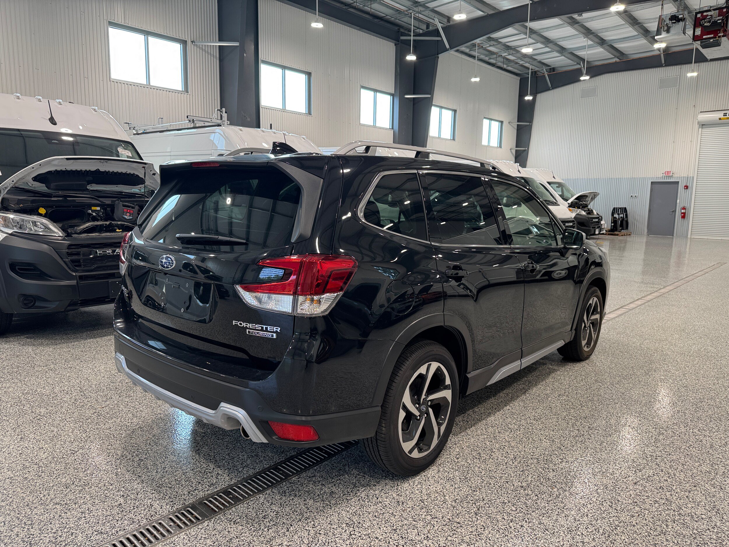 Used 2023 Subaru Forester Touring AWD/4WD image 7