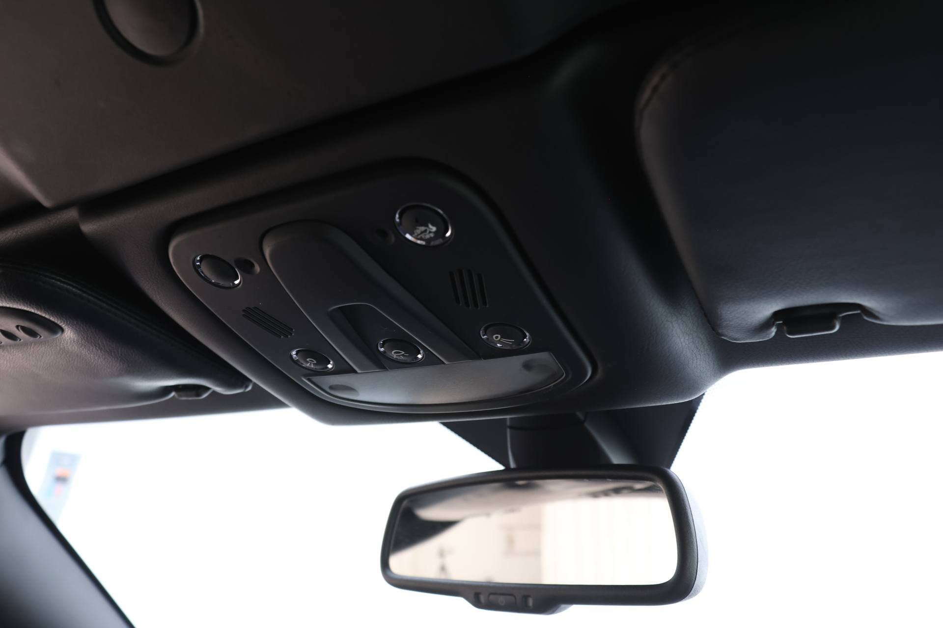 Used 2018 Maserati GranTurismo Sport image 23