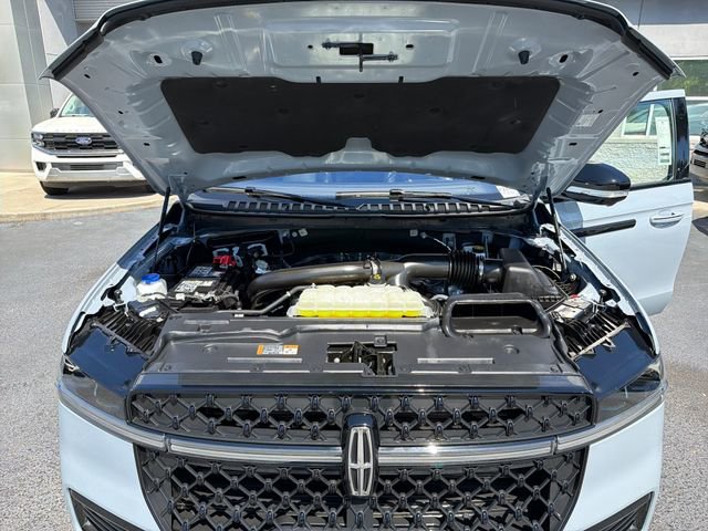 Used 2025 Lincoln Navigator Reserve w/ Jet Appearance Package AWD/4WD image 25