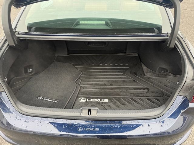 Used 2024 Lexus ES 350 w/ Premium Package image 19