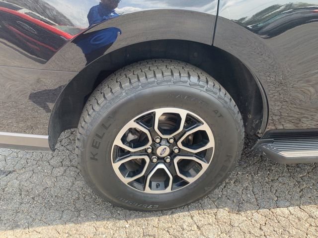 Used 2024 Ford Expedition XLT image 39