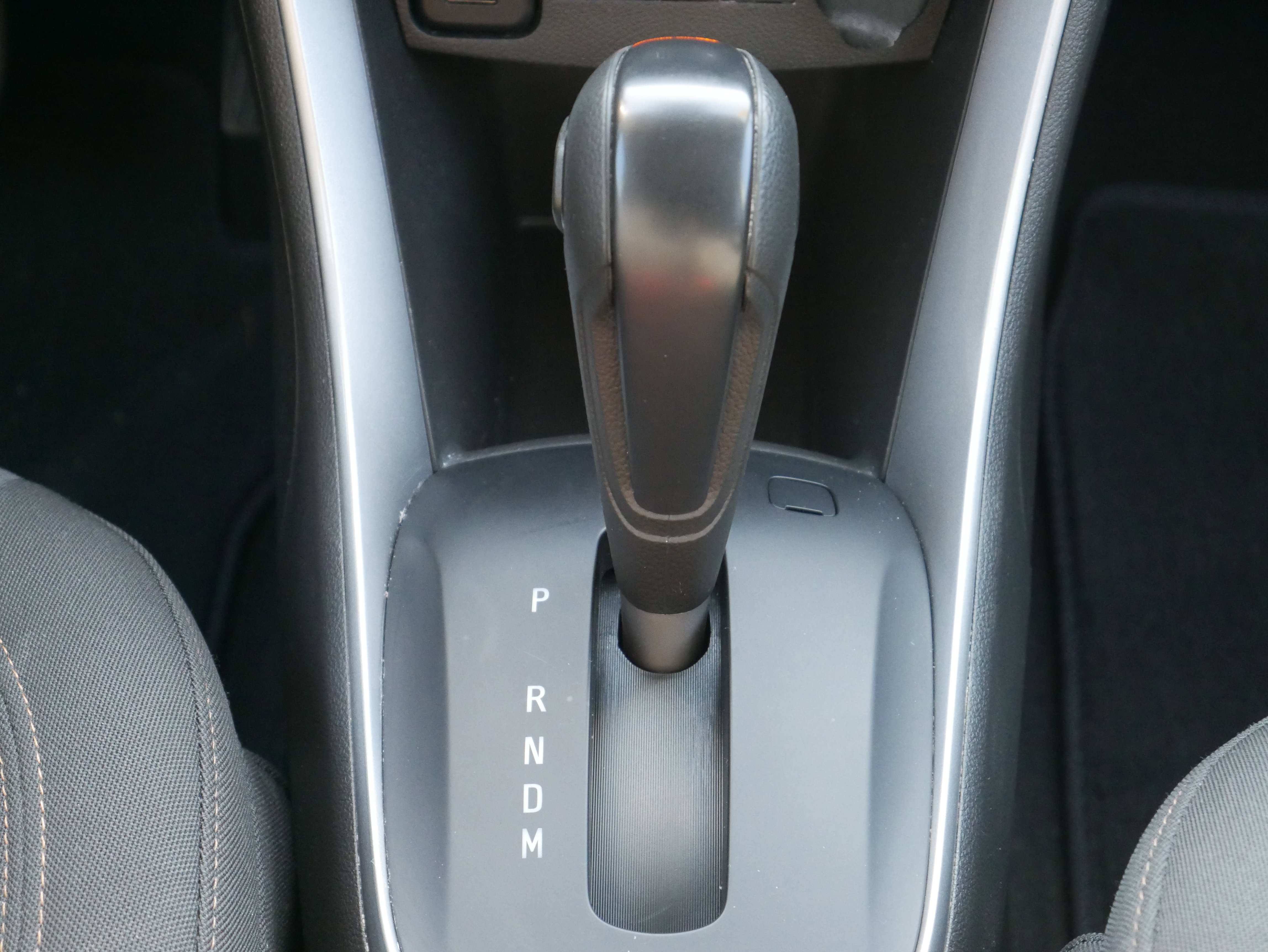 Used 2022 Chevrolet Trax LS w/ Tint and Cruise Package image 20