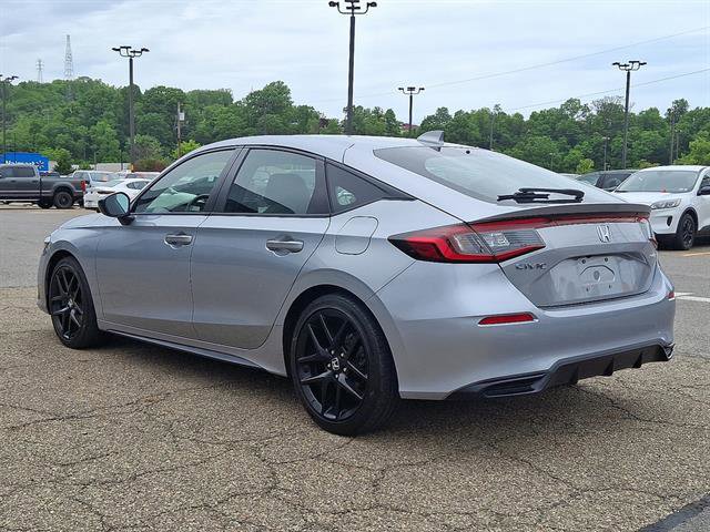 Used 2023 Honda Civic Sport image 4
