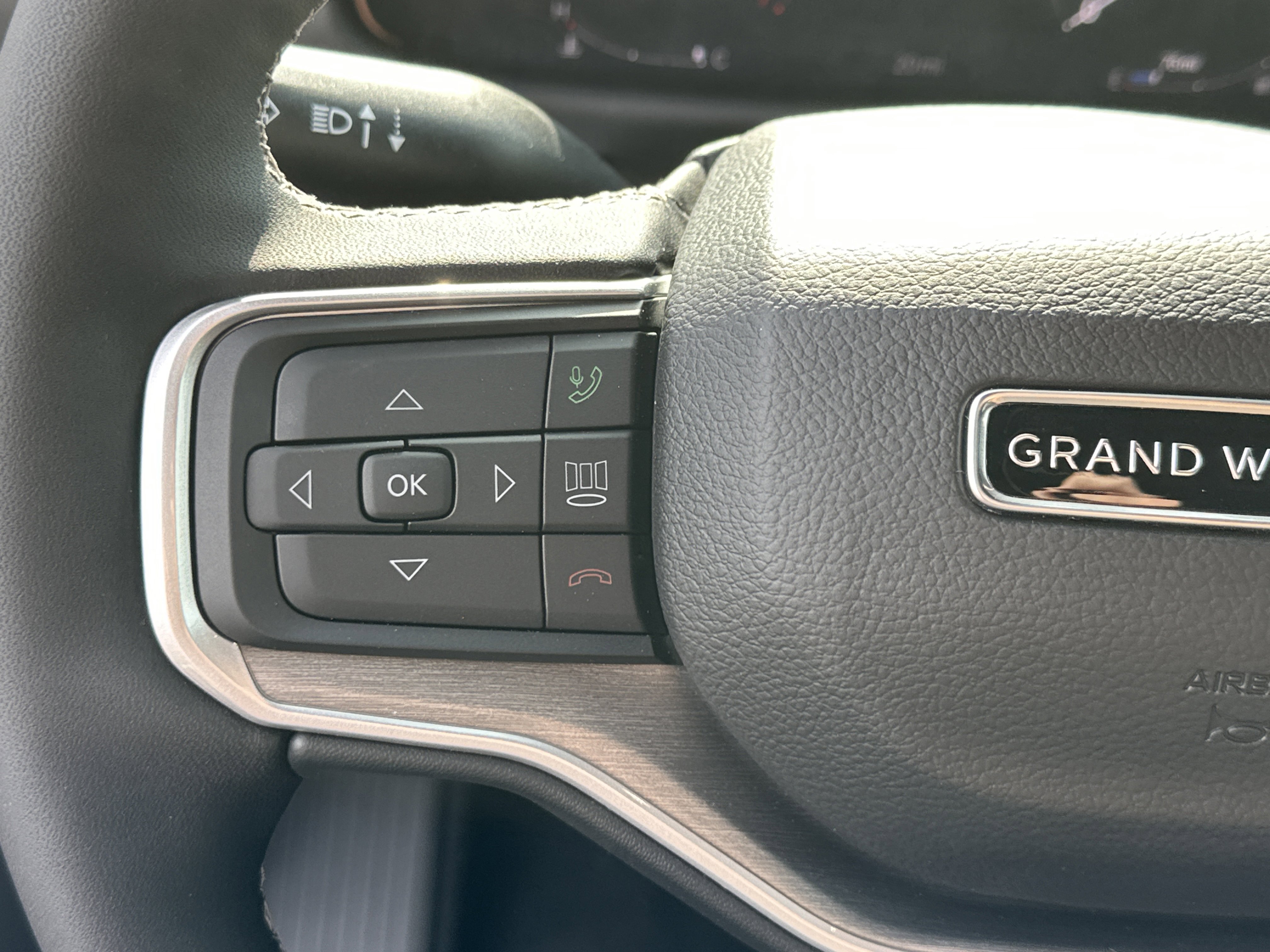 New 2026 Jeep Grand Wagoneer Limited AWD/4WD image 7