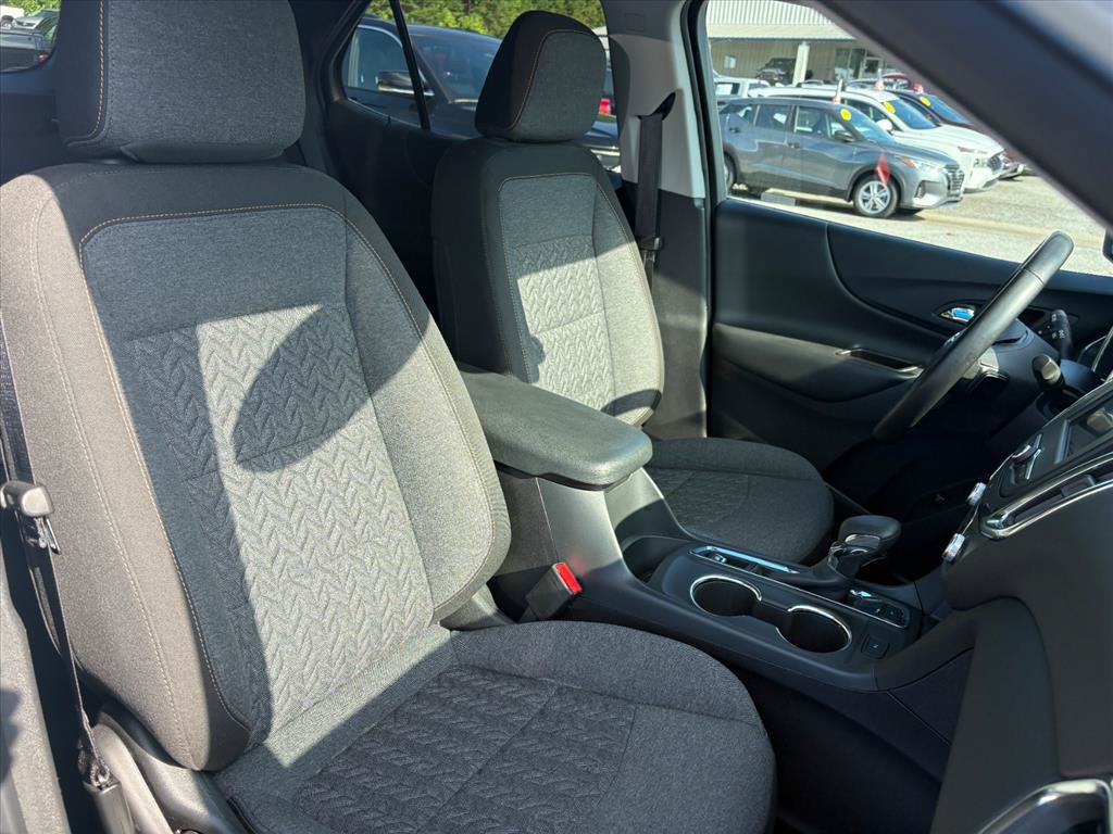 Used 2024 Chevrolet Equinox LT w/ Driver Convenience Package AWD/4WD image 18