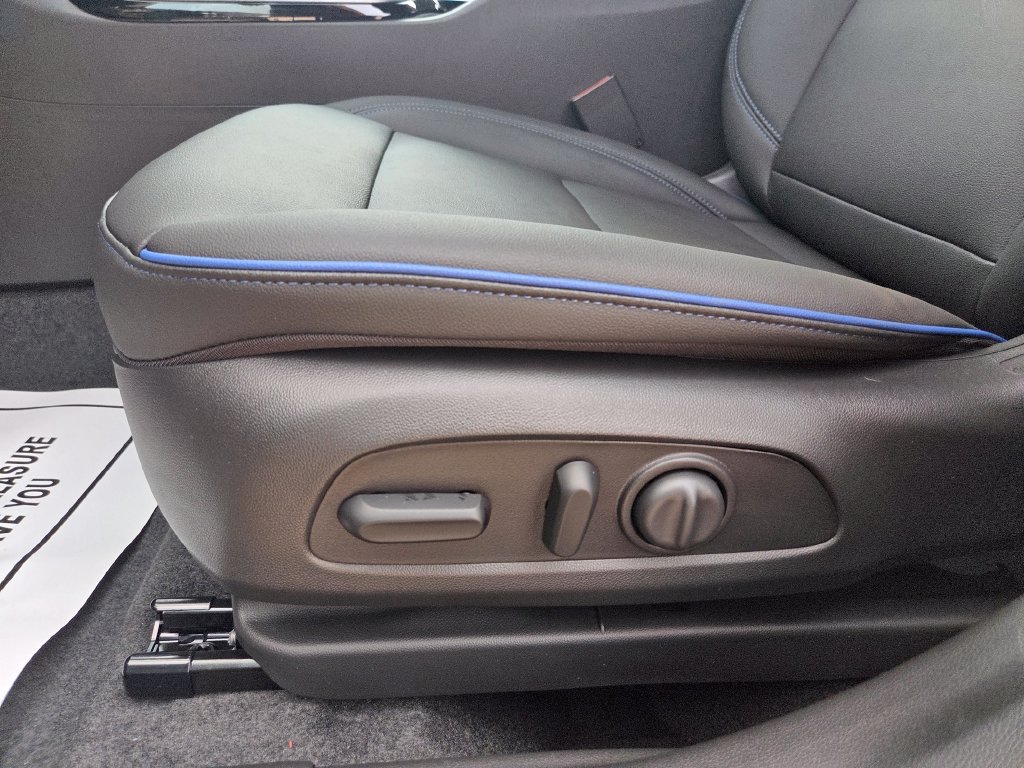 New 2026 Buick Envista Sport Touring w/ Convenience I Package FWD image 16