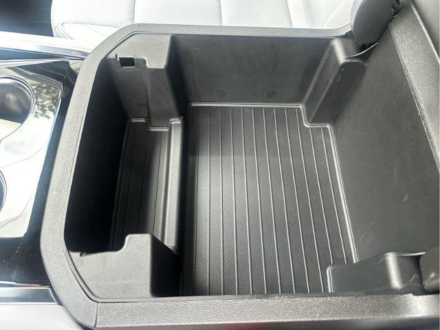 New 2025 Chevrolet Suburban Premier image 41