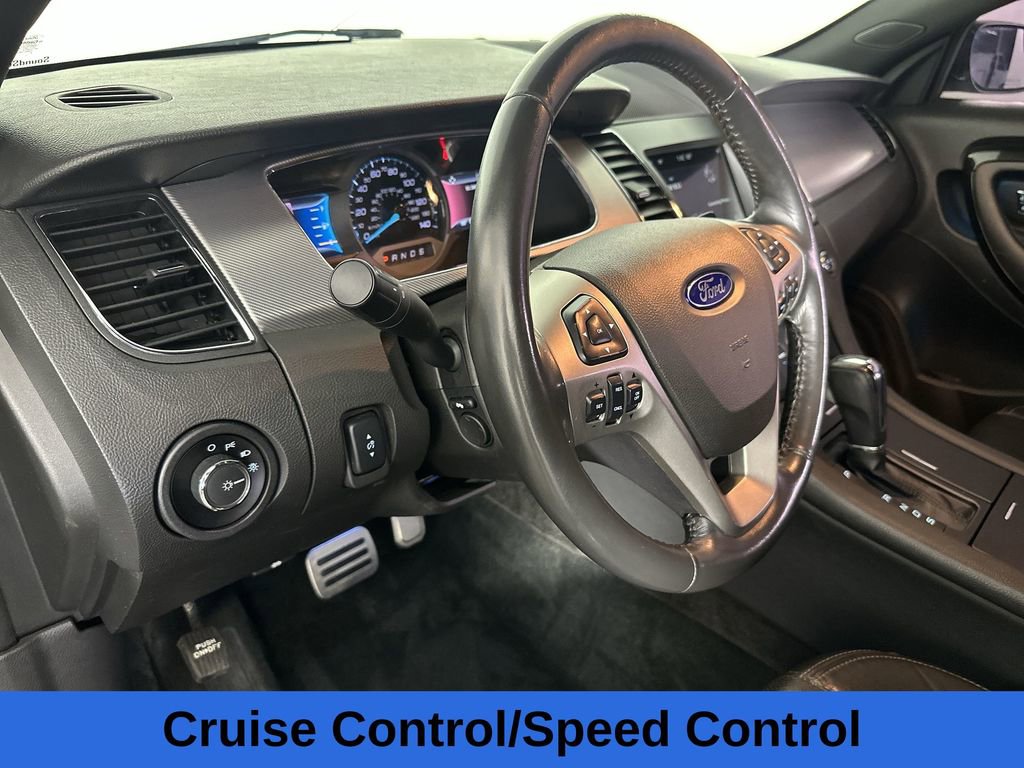 Used 2016 Ford Taurus SHO image 12