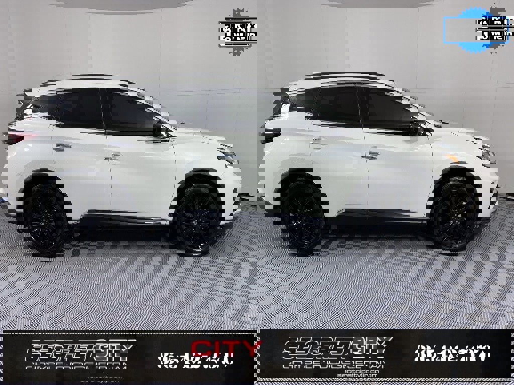 Used 2022 Nissan Murano SV w/ SV Midnight Edition Package image 8