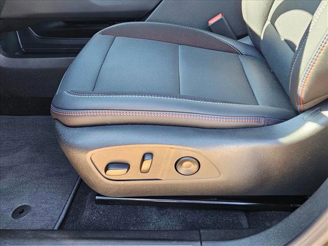 New 2025 Chevrolet Equinox EV RS FWD image 4