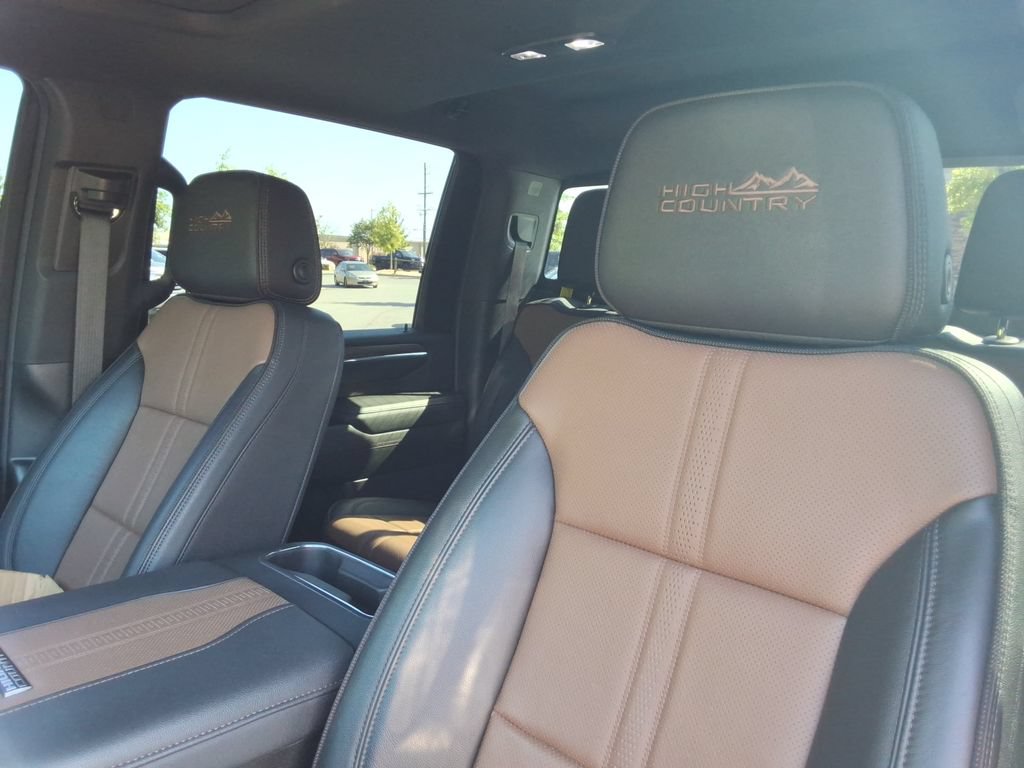 Used 2024 Chevrolet Silverado 3500 High Country w/ High Country Premium Package AWD/4WD image 26