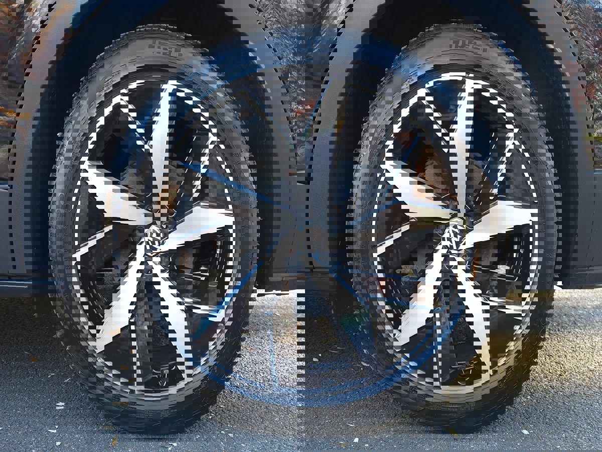 Used 2023 Volkswagen ID.4 Pro S image 51