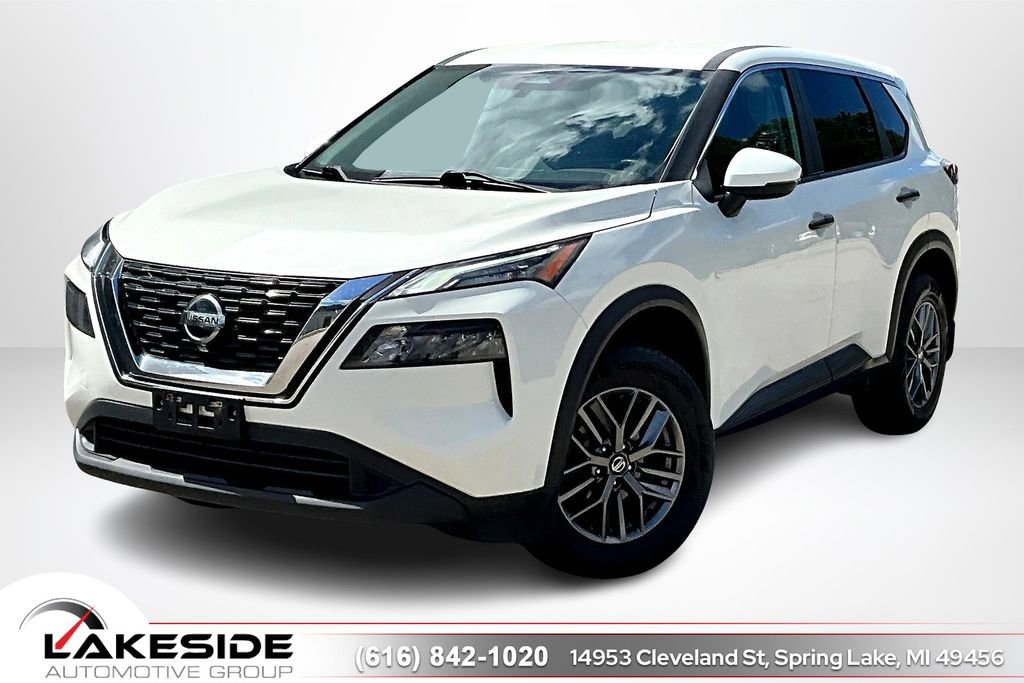 Used 2021 Nissan Rogue S image 1