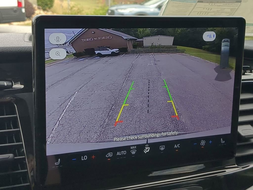 Used 2024 Ford Transit 350 XLT image 18