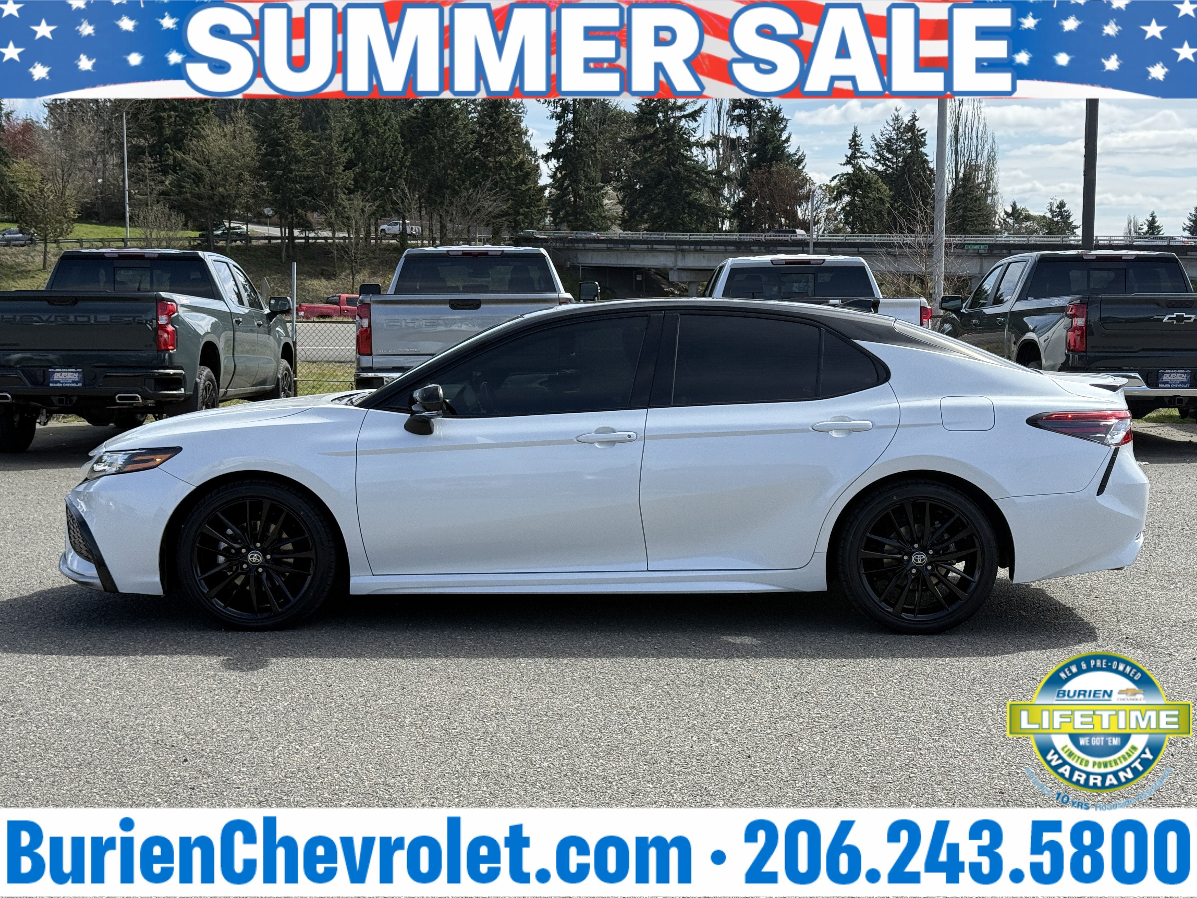 Used 2023 Toyota Camry XSE w/ Navigation Package FWD image 2