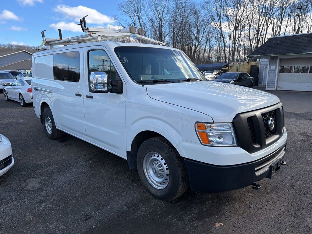 Used 2019 Nissan NV 3500 S image 9